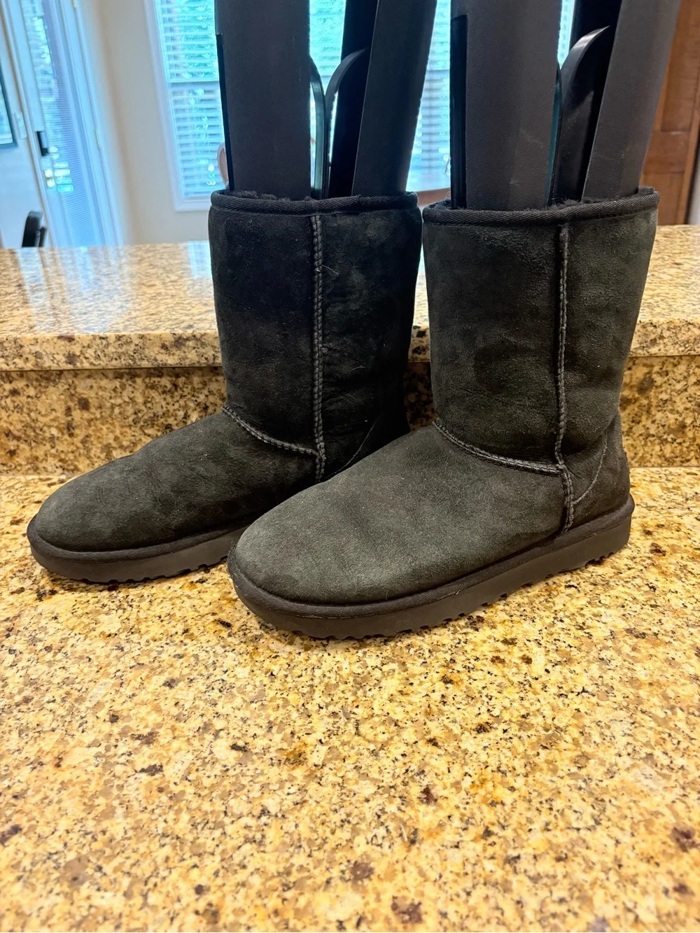 UGG Classic Black Short Sherpa Lined Suede Boots Size 10